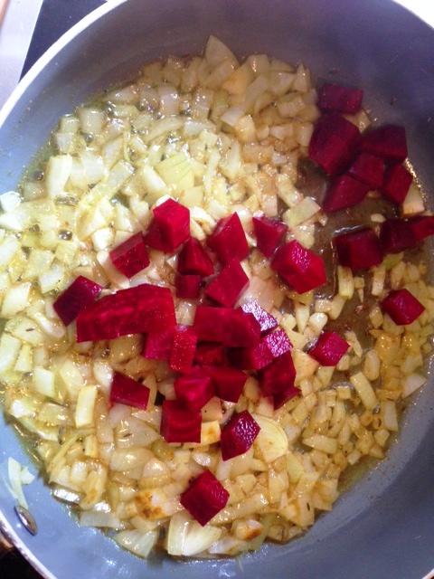 Onions with beet