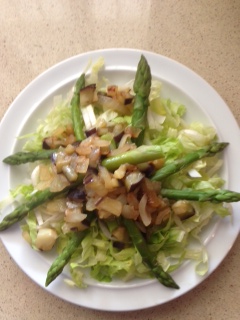 Salad with asparagus 1